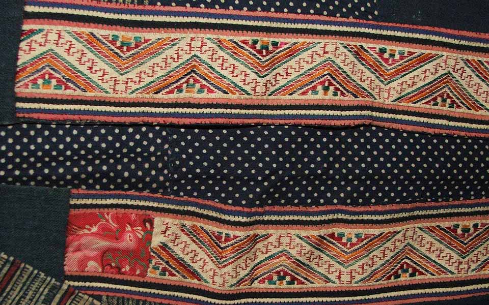 Holman Hawes Collection- Tribal textiles image