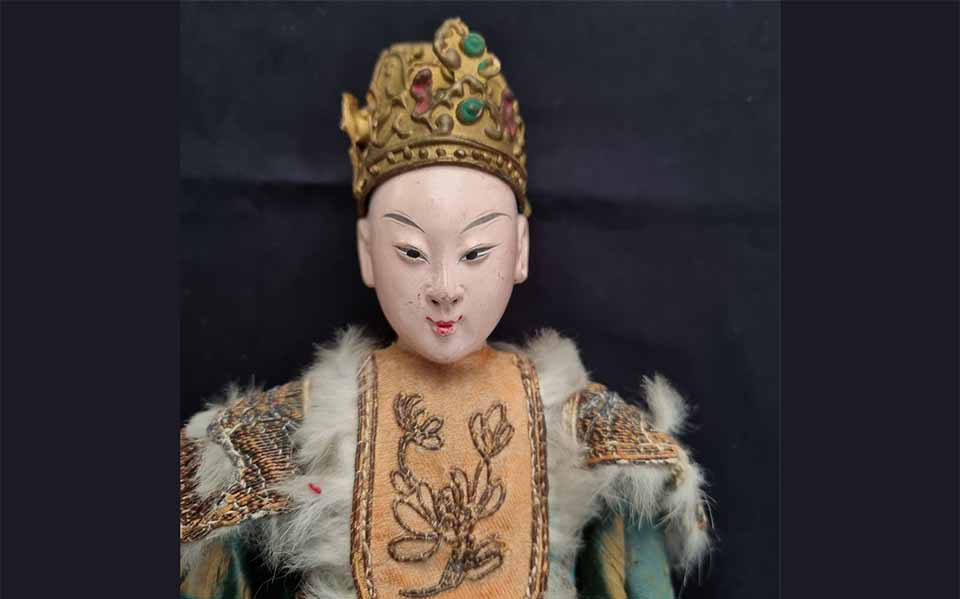 Holman Hawes Collection- Chinese textiles image
