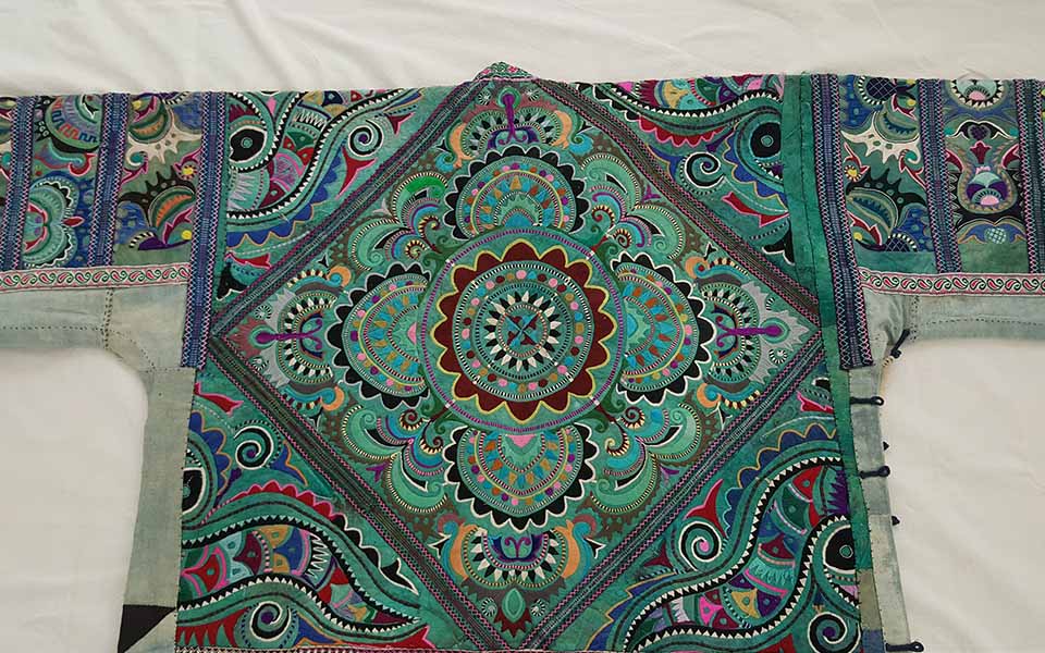 Holman Hawes Collection- Tribal textiles image